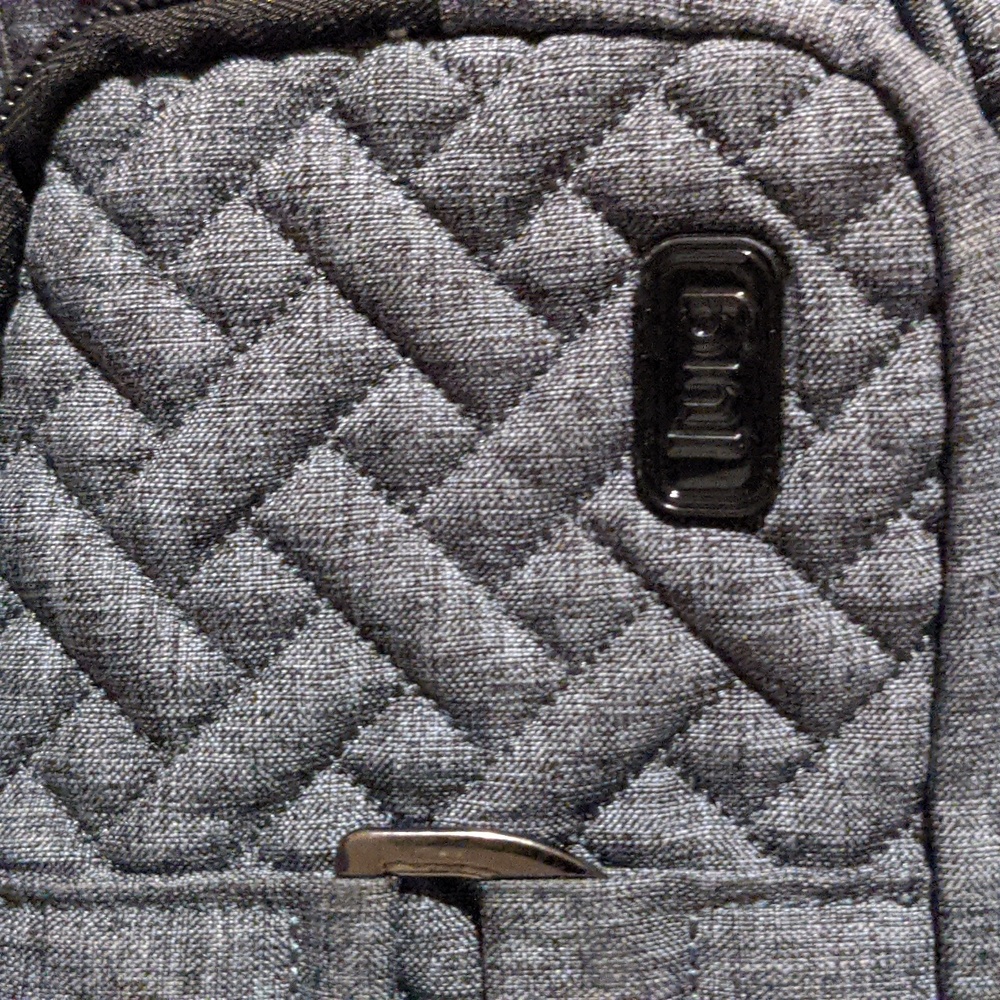 lug Carousel gray crossbody bag with quilted pattern - Picture 2 of 5